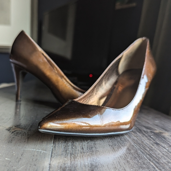 Pre-loved First Pumps in a beautiful Copper Color - size - Picture 8 of 14